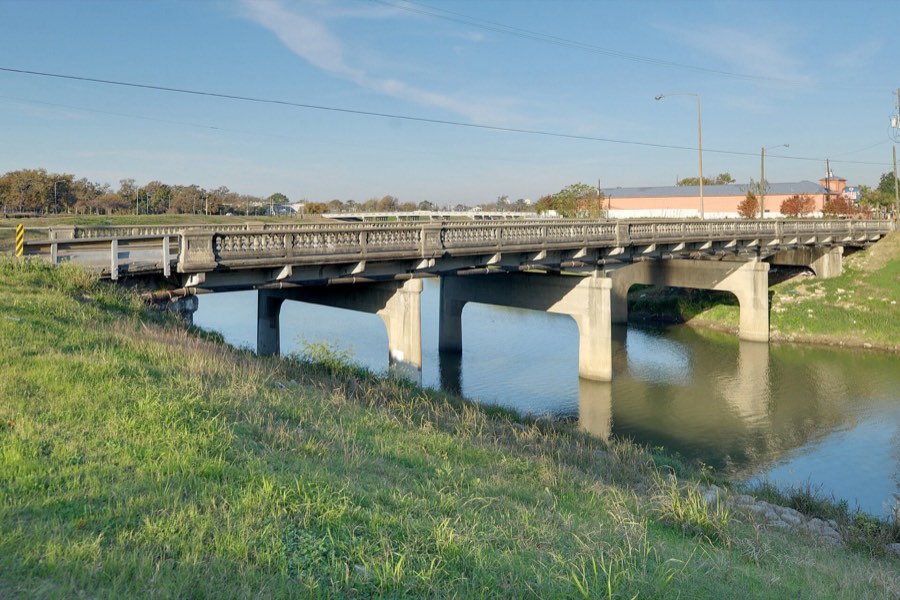 Telephone Road bridge over Buffalo Bayou